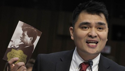 
              Pulitzer Prize-winning journalist, immigration rights activist and self-declared undocumented immigrant Jose Antonio Vargas testifies on Capitol Hill in Washington, Wednesday, Feb. 13, 